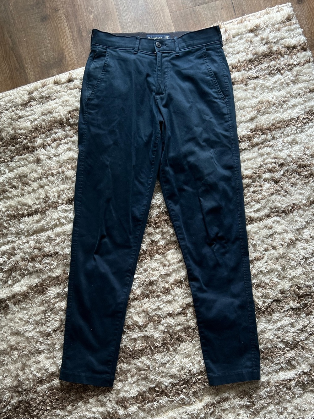 Abercrombie & Fitch Men's 28/32 Navy Chino Pants